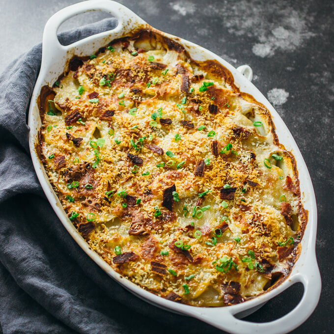 Scalloped potatoes au gratin with bacon - Savory Tooth